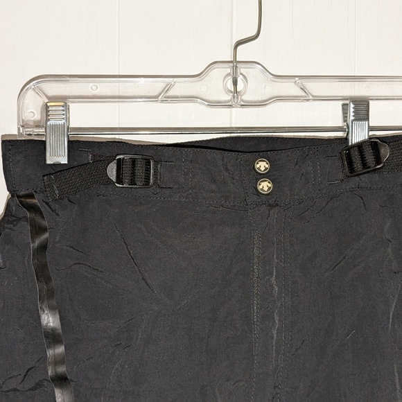 Descente Downhill Bike shorts - Picture 3 of 11